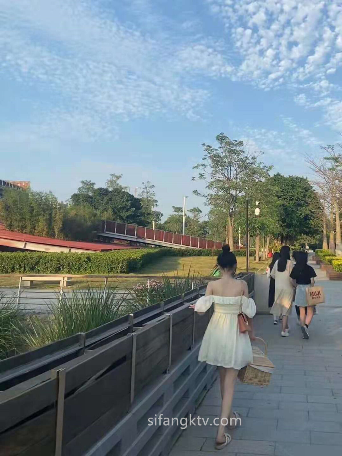  国产熟妇久久777777,精品久久久久久久久久久下载,国产亚洲欧美在线观看三区,精品无码av人在线观看